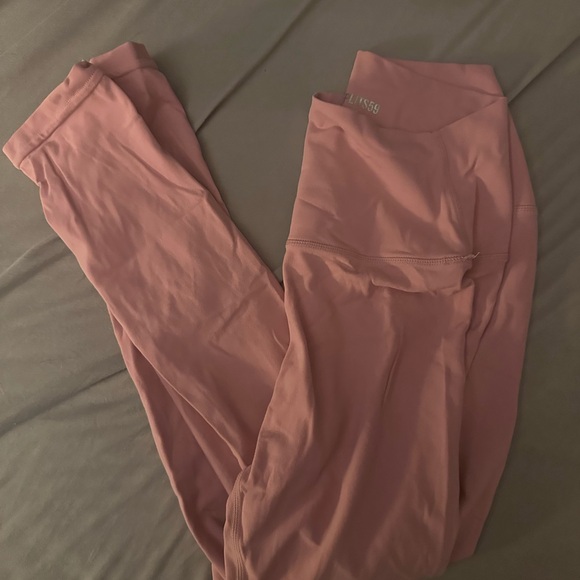 Splits59 Medium Airweight High-Waist 7/8 pink Leggings - Picture 4 of 5